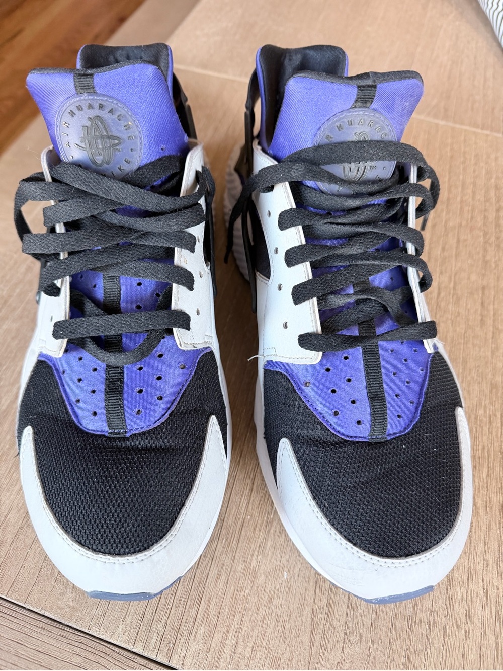 Nike Air huarache Men's Athletic Sneakers - Purple & Black
